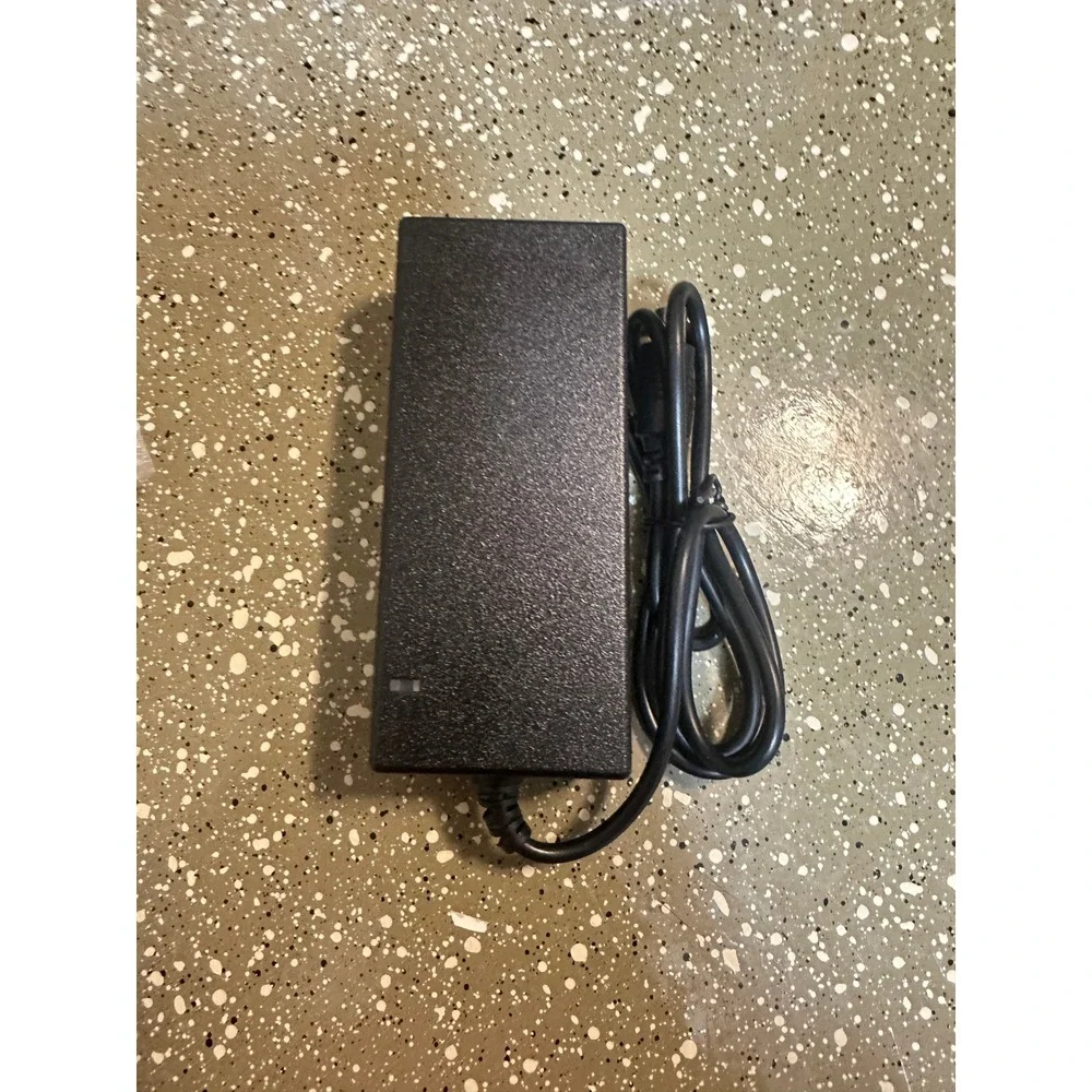 Power Charger Adapter Model HK 42 2000 Input 100 240VAC‎ Output 42V 2000mA
